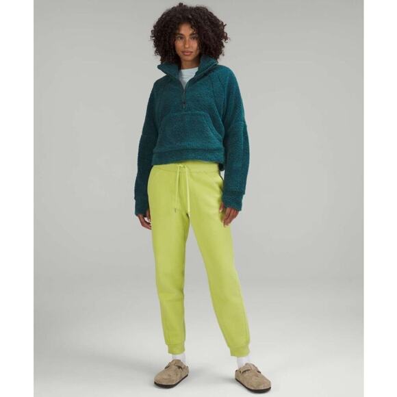 Lululemon Scuba Oversized Cropped Fleece Funnel Neck - Picture 1 of 4